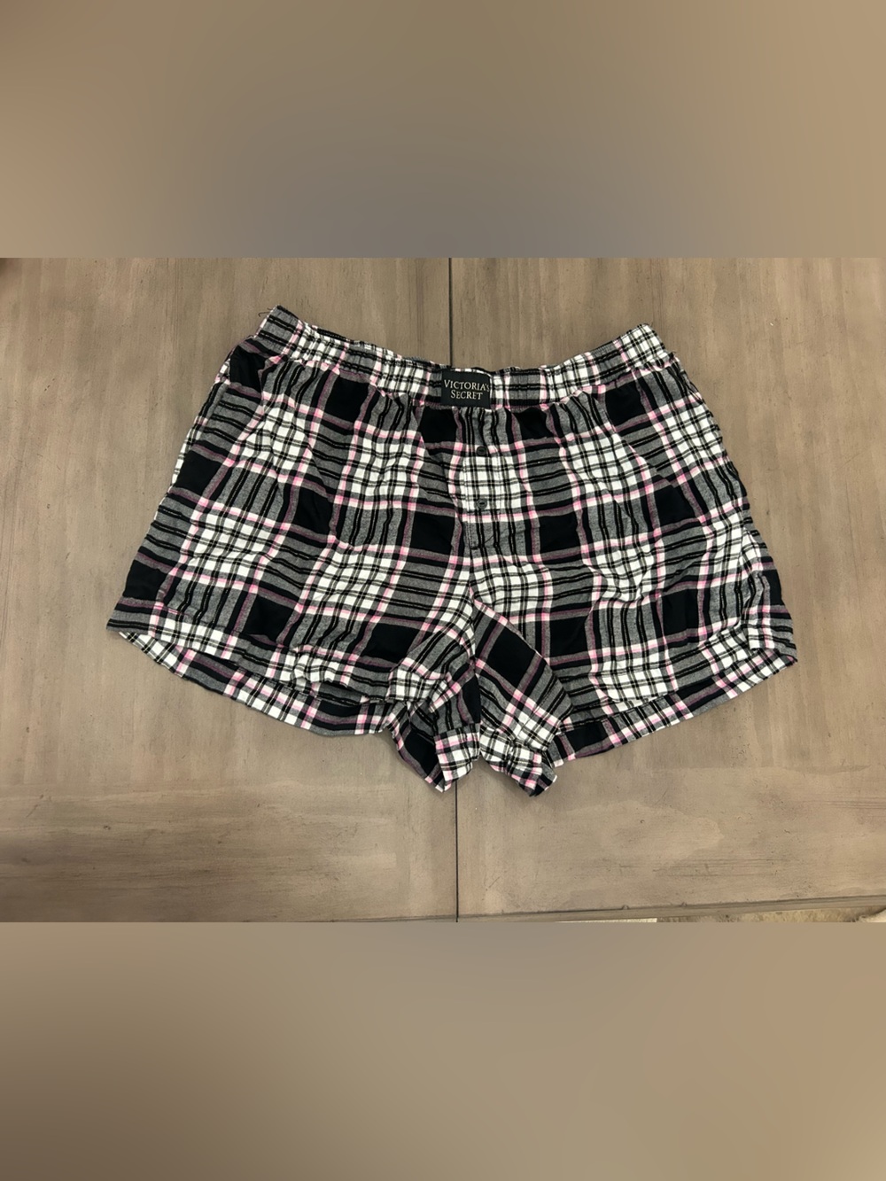 Victoria’s Secret Plaid Pink and Black Boxer Shorts Black Pink White Size M